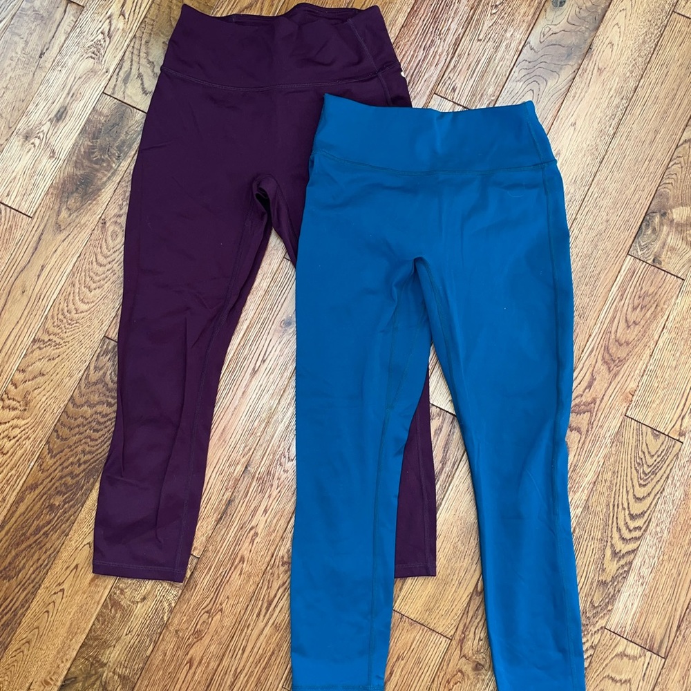 Bundle of Fabletics Cropped Leggings